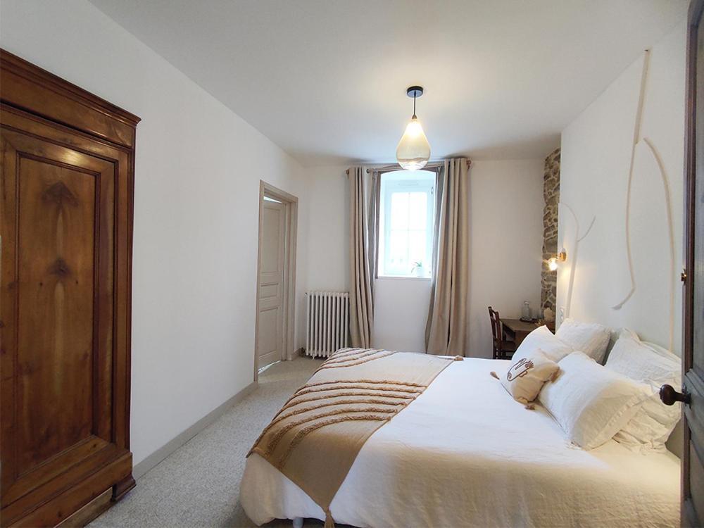 Les Chambres D'Hesperis Pleyben Bagian luar foto